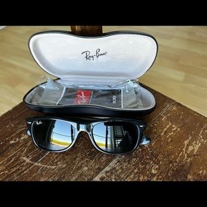 Ray-Ban Wayfarer Sunglasses